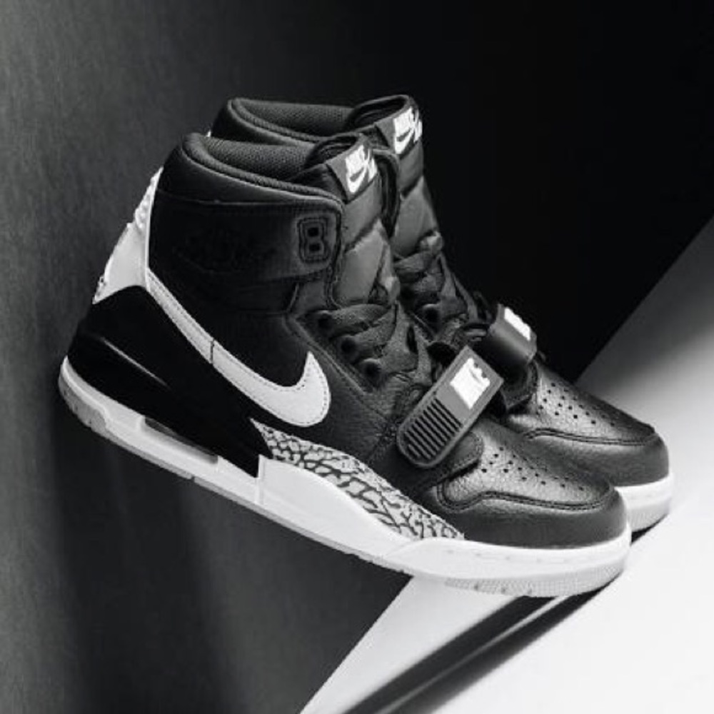 Nike Air Jordan Legacy